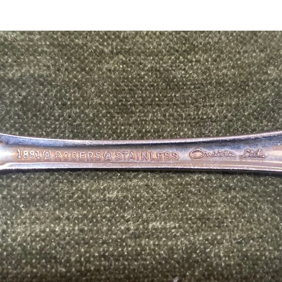 Oneida ARBOR ROSE True Rose Rogers Soup Spoon Stainless Steel Flatware Glossy 7” - Picture 3 of 4